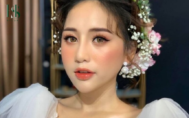 Địa chỉ makeup cô dâu tone Thái, tone Tây nổi tiếng tại Đắk Lắk