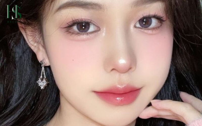 makeup tone hồng đào