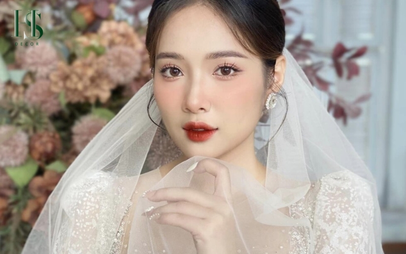 Dịch vụ makeup cô dâu chuyên nghiệp